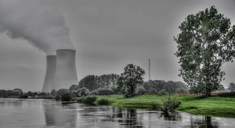¿Es la Energía Nuclear Limpia y Ecológica? 2 ¿Es la Energía Nuclear Limpia y Ecológica?