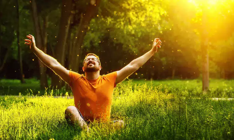 Los 3 «súper nutrientes» que alimentan tu felicidad (y no son comida)