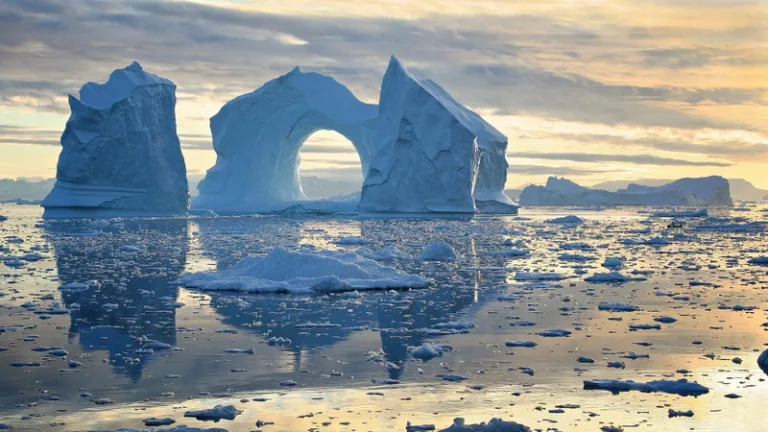 Invasión de iceberg en el Atlántico Norte