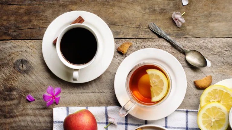 Té y Café: su impacto en la absorción de vitaminas y minerales