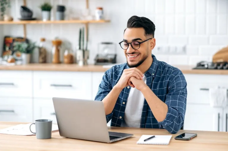 Mejores centros para estudiar FP online: comparativa y recomendaciones 1 Mejores centros para estudiar FP online: comparativa y recomendaciones