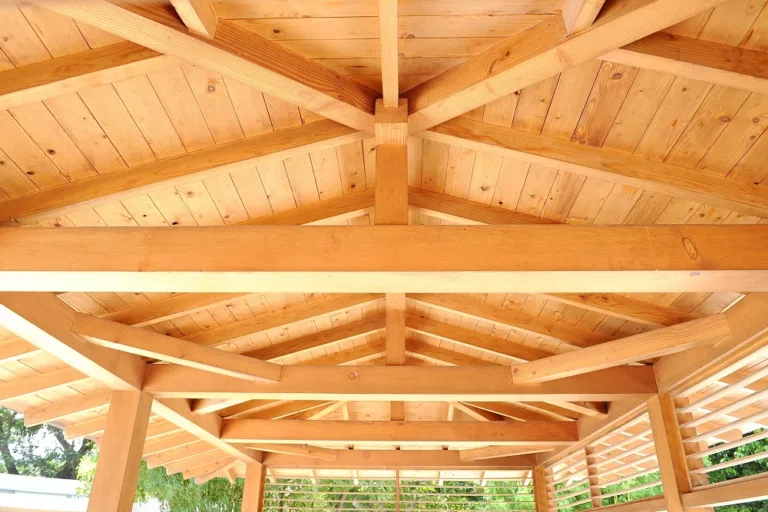 Cómo hacer un techo de madera económico aisaldo con cartón y cubierta de piedritas 2 Cómo hacer un techo de madera económico aisaldo con cartón y cubierta de piedritas