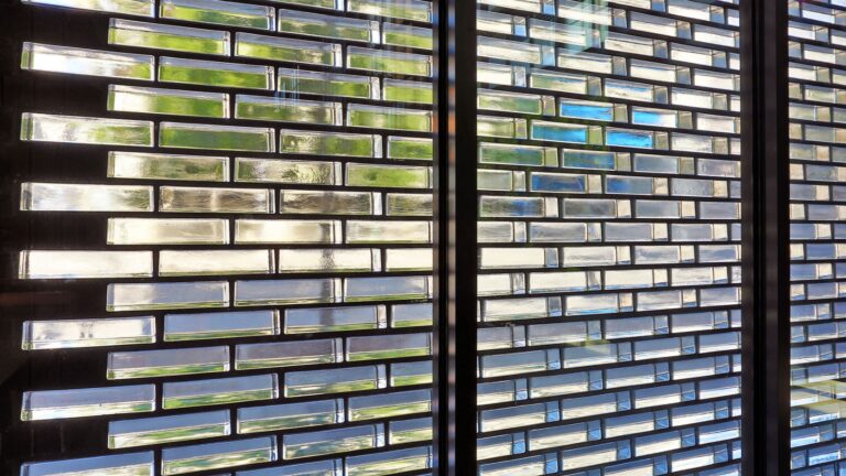 Los ladrillos de vidrio, el futuro de la construcción: el aislante que necesitas este invierno 7 Los ladrillos de vidrio, el futuro de la construcción: el aislante que necesitas este invierno