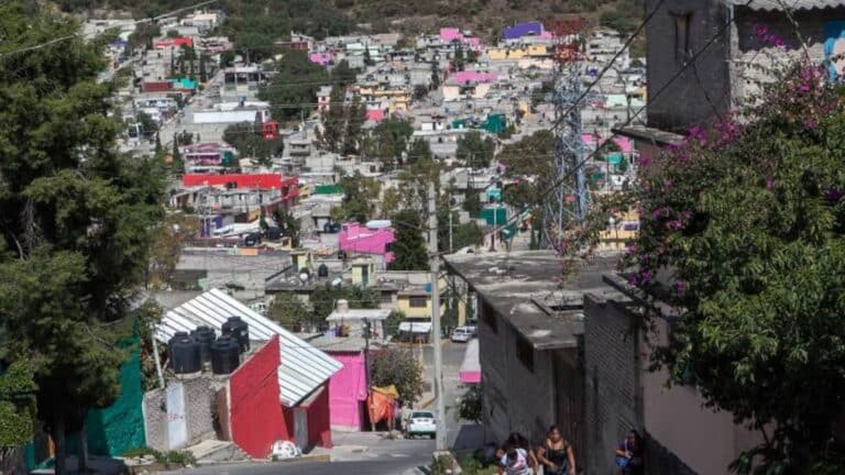 Gobernadora de Ecatepec combate la inseguridad entregando 100 nuevas patrullas 7 Gobernadora de Ecatepec combate la inseguridad entregando 100 nuevas patrullas