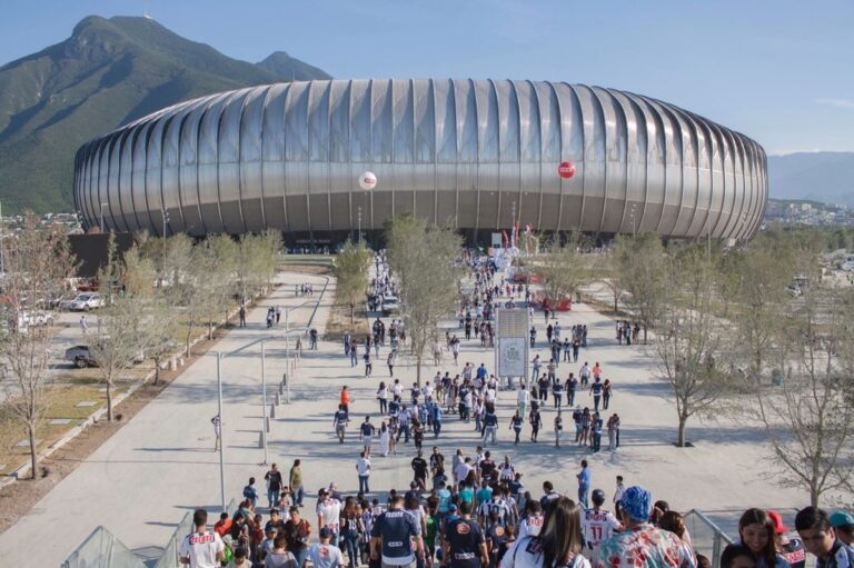 Innovación y Sustentabilidad: Los Nuevos Estadios de México 2 Innovación y Sustentabilidad: Los Nuevos Estadios de México