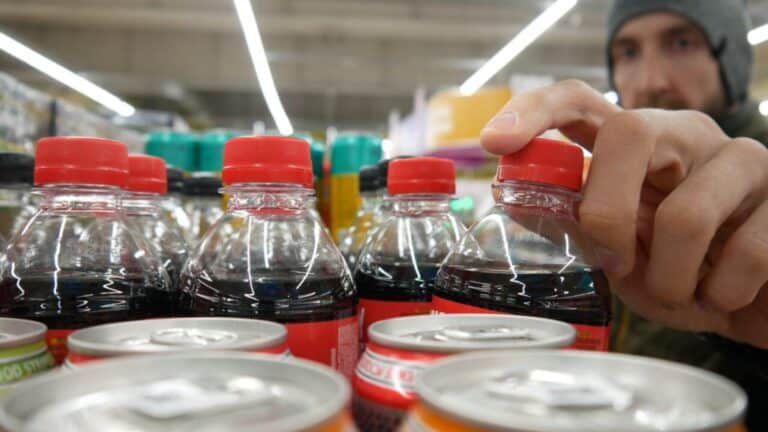 Riesgo para la salud: Coca-Cola retira bebidas contaminadas con clorato en Europa 3 Riesgo para la salud: Coca-Cola retira bebidas contaminadas con clorato en Europa