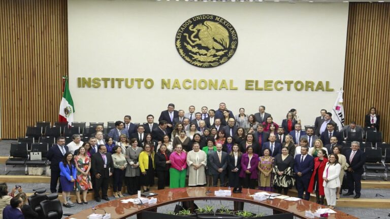 INE avala la difusión de listas de candidatos a la SCJN y al TEPJF 8 INE avala la difusión de listas de candidatos a la SCJN y al TEPJF