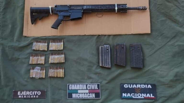 Incautan armas, equipo táctico y municiones en Buenavista, Michoacán 9 Incautan armas, equipo táctico y municiones en Buenavista, Michoacán