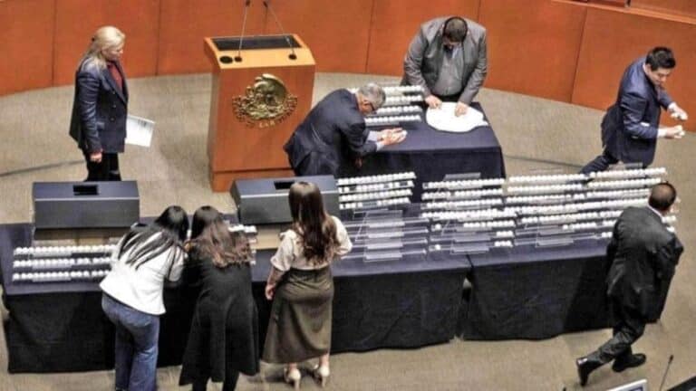 Comisiones del Senado aplazaron la discusión de cobro delegado 8 Comisiones del Senado aplazaron la discusión de cobro delegado