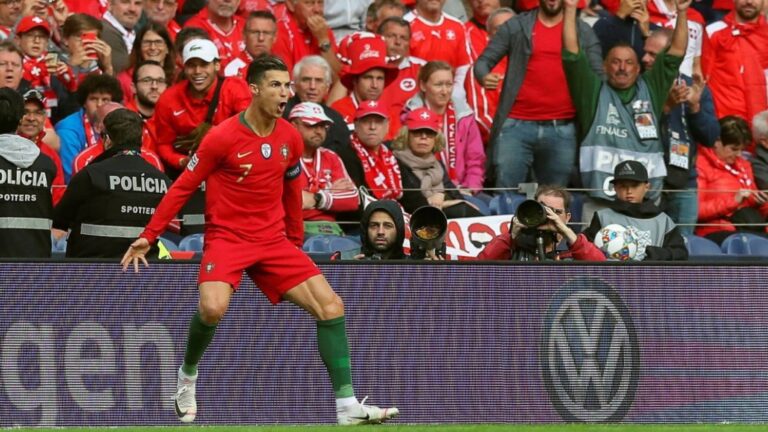 ¡Mexicanos celebrarán el cumpleaños de CR7 con un masivo "Siu"! 1 ¡Mexicanos celebrarán el cumpleaños de CR7 con un masivo «Siu»!