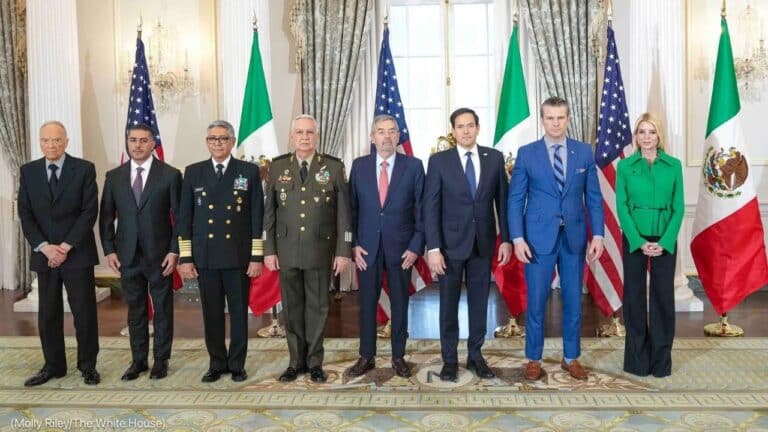 México y Estados Unidos refuerzan su colaboración para combatir el tráfico de fentanilo y armas 1 México y Estados Unidos refuerzan su colaboración para combatir el tráfico de fentanilo y armas