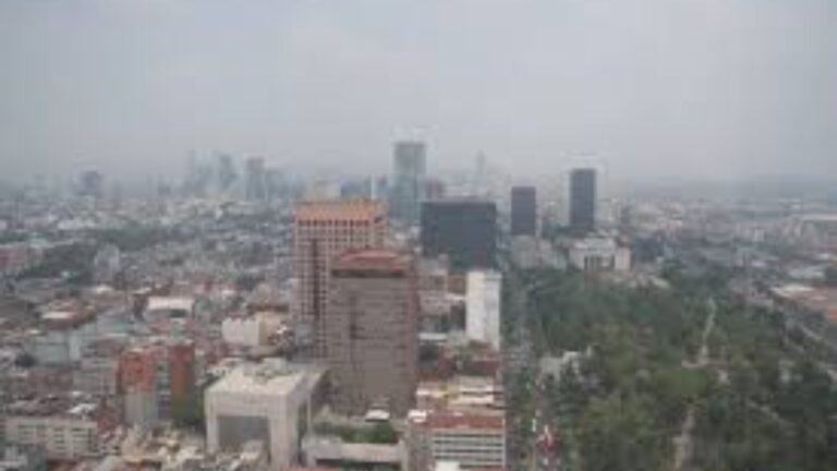 Autoridades presentan medidas para reducir la contaminación por ozono 5 Autoridades presentan medidas para reducir la contaminación por ozono