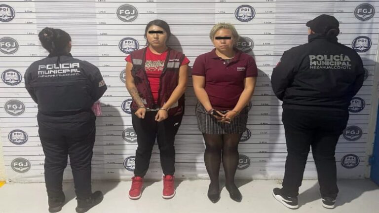 Detuvieron en Neza a presuntas estafadoras por robo de identidad 2 Detuvieron en Neza a presuntas estafadoras por robo de identidad