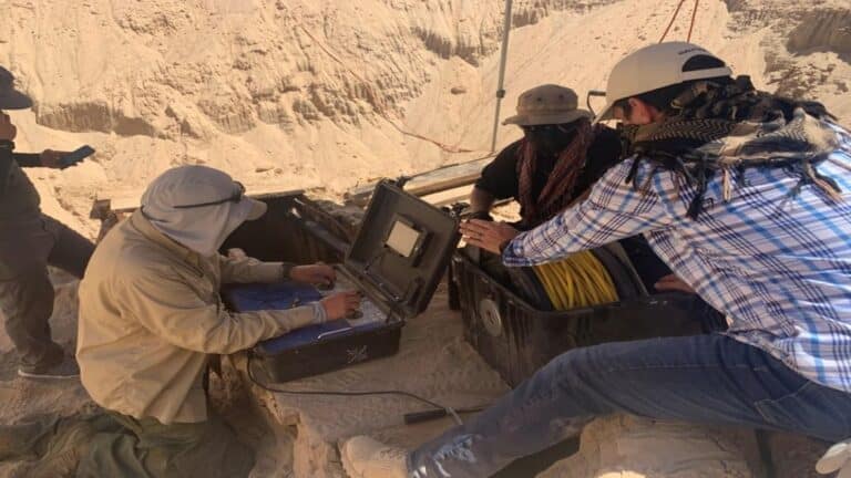 Agentes descubren otro posible túnel fronterizo en El Chamizal 7 Agentes descubren otro posible túnel fronterizo en El Chamizal