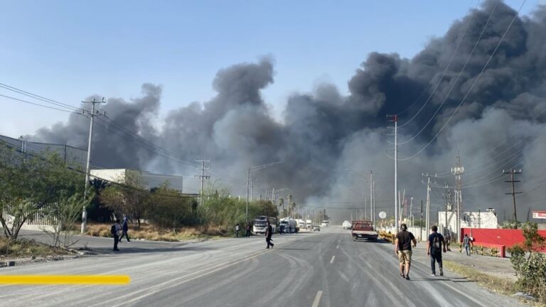 Incendio de grandes magnitudes en una fábrica ubicada en Nuevo León 8 Incendio de grandes magnitudes en una fábrica ubicada en Nuevo León