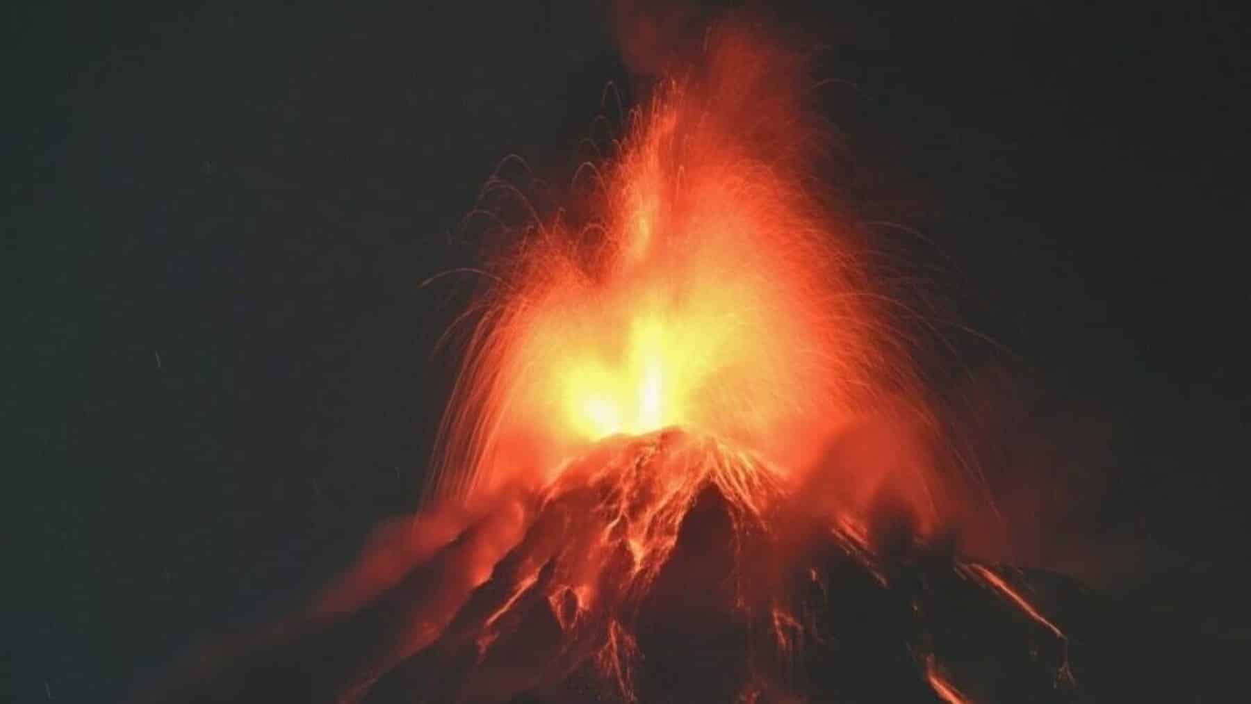 Alerta en Guatemala: cientos de evacuados por la erupción del volcán de Fuego