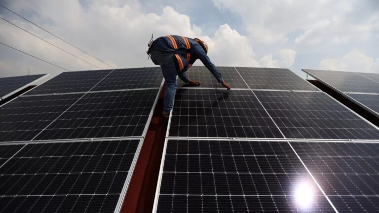 Cómo se ahorra con paneles solares: Guía para la eficiencia energética 10 Cómo se ahorra con paneles solares: Guía para la eficiencia energética