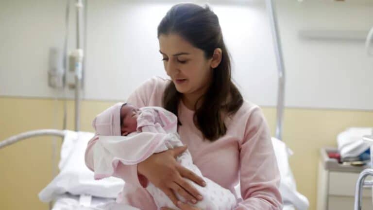 OMS lanza campaña para antender a embarazadas y recién nacidos