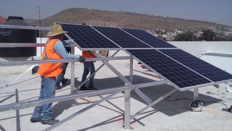 Cuántos paneles solares necesito para casa en 2025: La guía definitiva para el autoconsumo en México 1 Cuántos paneles solares necesito para casa en 2025: La guía definitiva para el autoconsumo en México