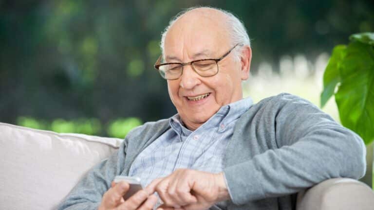Mega beneficio para pensionados del Bienestar: El único requisito es un celular 3 Mega beneficio para pensionados del Bienestar: El único requisito es un celular