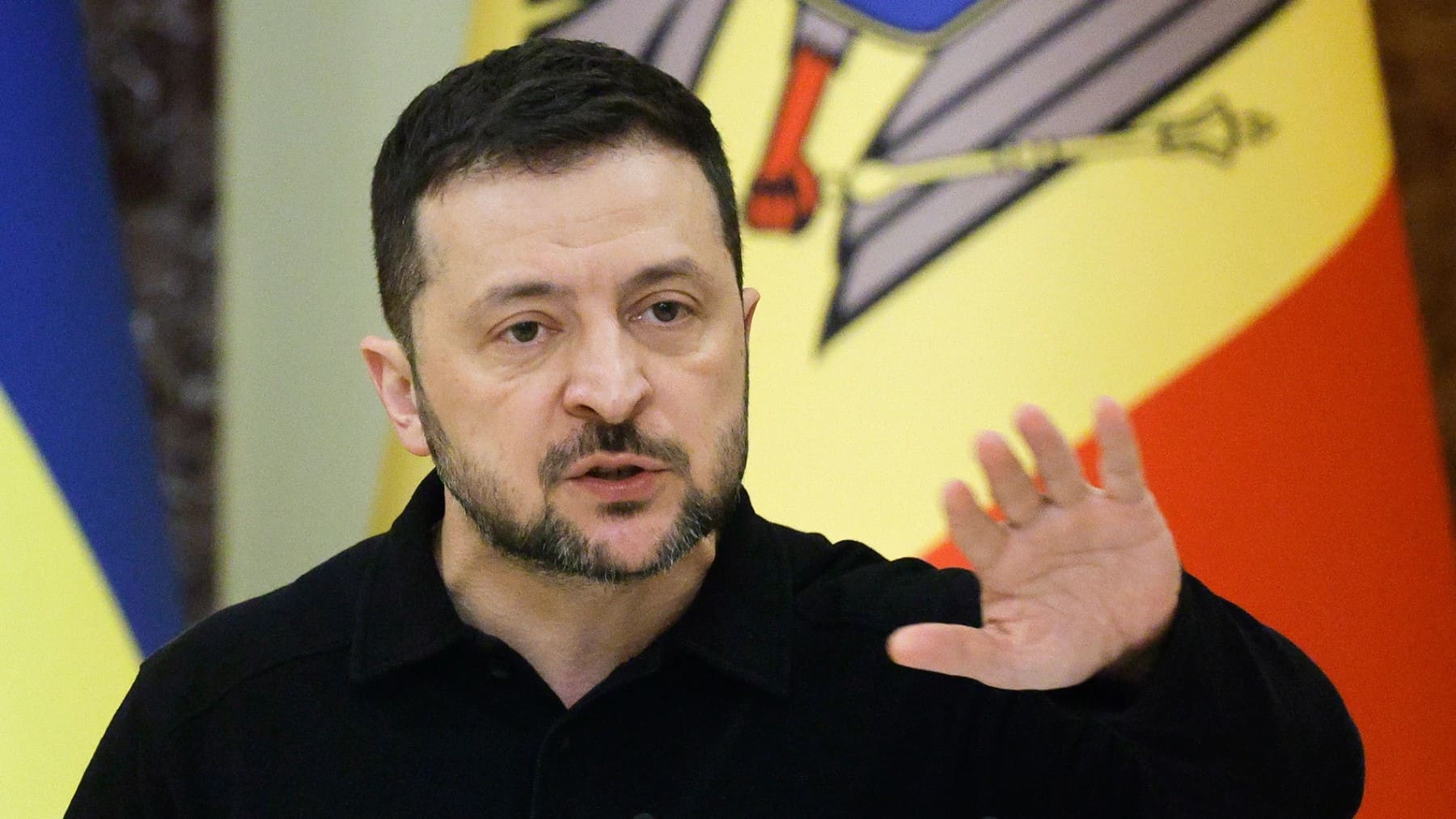 Zelenski advierte que se necesita más presión internacional para detener a Rusia