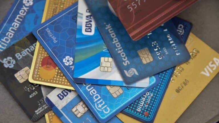 Alerta del SAT: Clientes de BBVA, Banamex y Santander, cuidado al usar sus tarjetas de crédito 9 Alerta del SAT: Clientes de BBVA, Banamex y Santander, cuidado al usar sus tarjetas de crédito