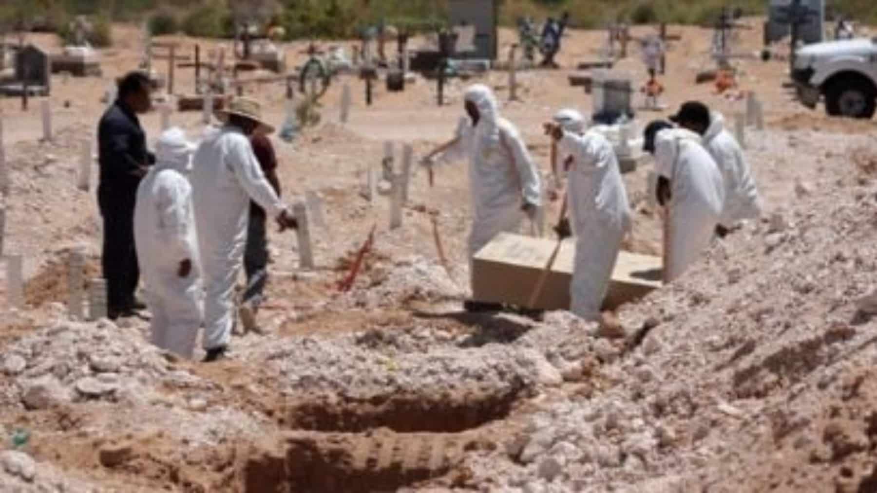 Suman 99 cuerpos inhumados en fosa común de la Fiscalía de Chihuahua en 2025