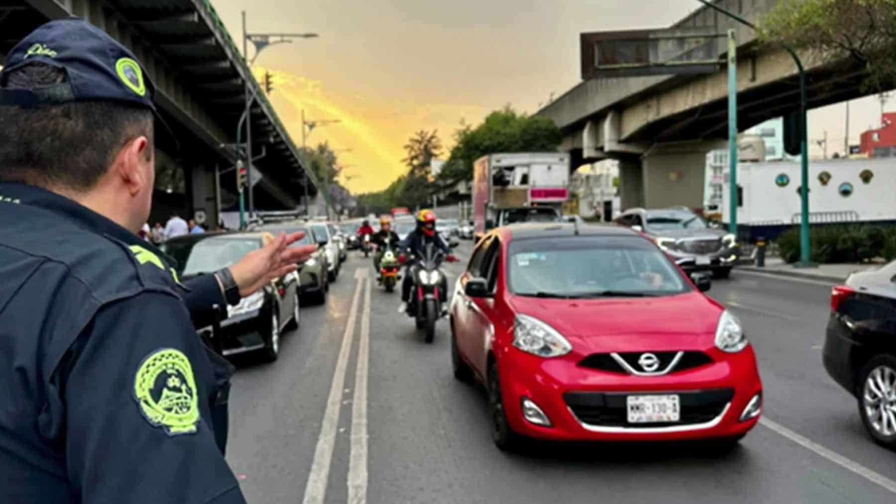 Ten cuidado con este accesorio en tu coche: Podría costarte más de $2,000 en multas