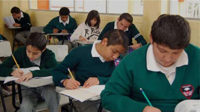Beca Rita Cetina: No todos cobrarán, estos estudiantes quedan fuera en mayo 8 Beca Rita Cetina: No todos cobrarán, estos estudiantes quedan fuera en mayo