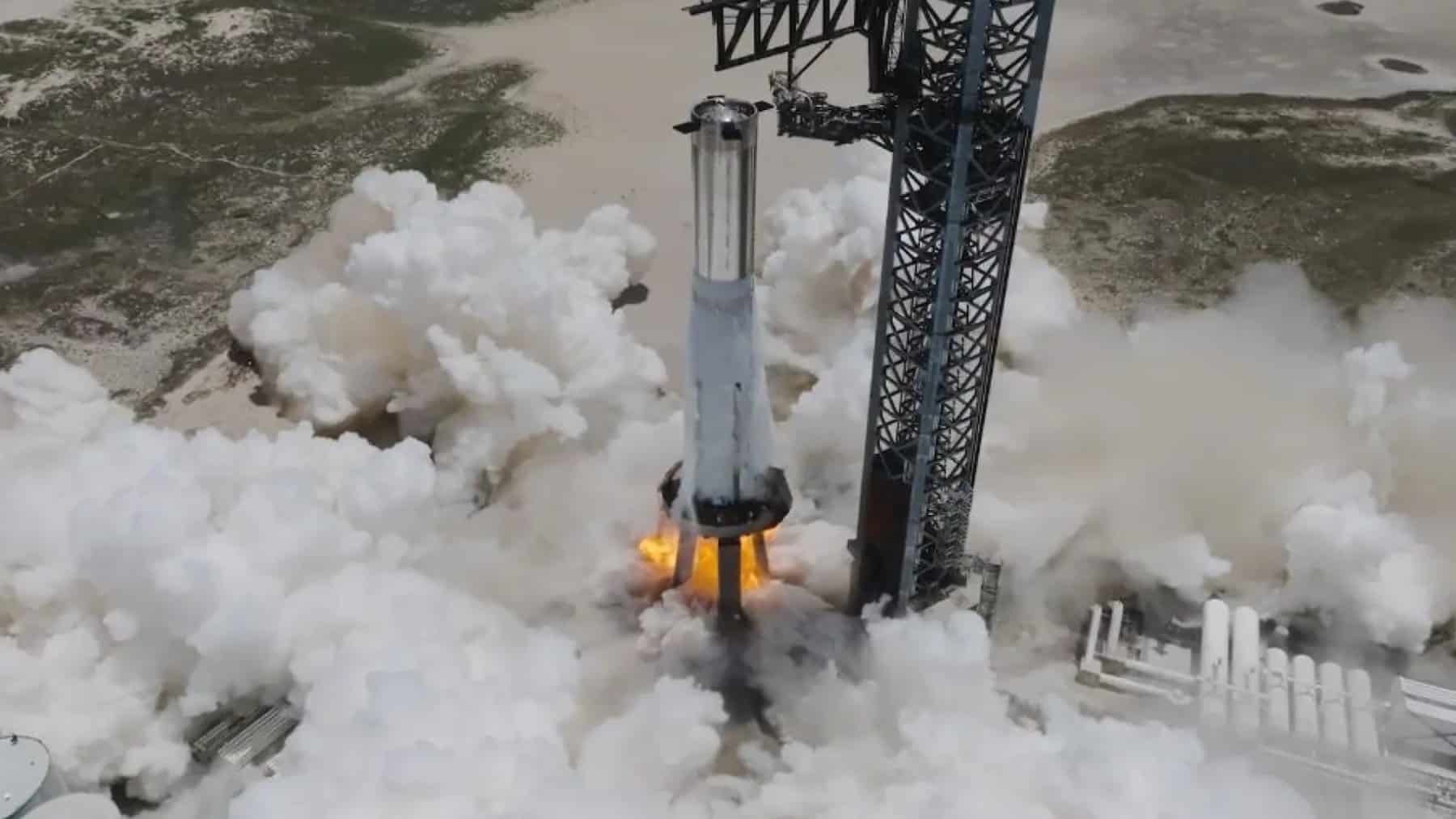 Elon Musk le pide ayuda a México: Mientras Sheinbaum piensa demandarlo
