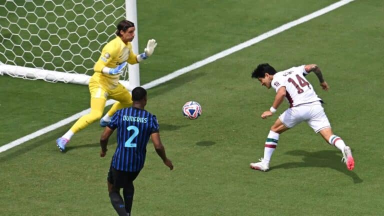 Fluminense sorprendió y le ganó al Inter 2-0 en el Mundial de Clubes 2 Fluminense sorprendió y le ganó al Inter 2-0 en el Mundial de Clubes