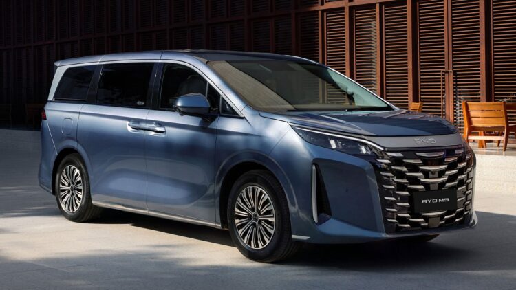 Minivan china