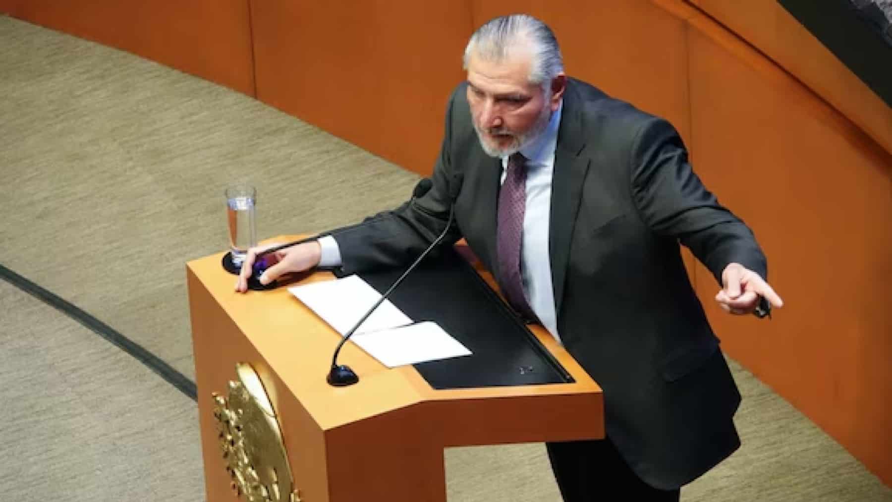 Augusto López se presenta en el Consejo Nacional de Morena y es increpado por las denuncias sobre su ex secretario de Seguridad