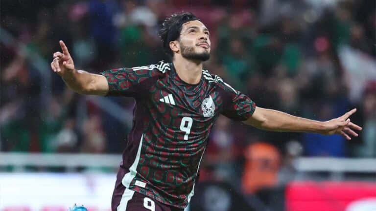 México vence a Estados Unidos y se corona campeón de la Copa Oro de la Concacaf 2 México vence a Estados Unidos y se corona campeón de la Copa Oro de la Concacaf