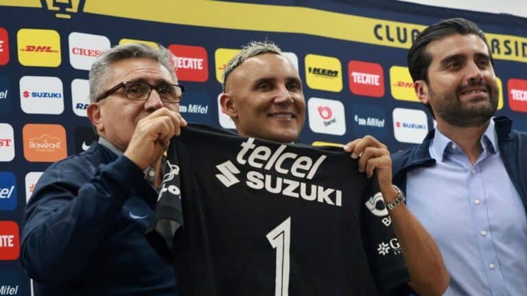 ¡Es oficial! Pumas presenta a Keylor Navas para el Apertura 2025 5 ¡Es oficial! Pumas presenta a Keylor Navas para el Apertura 2025