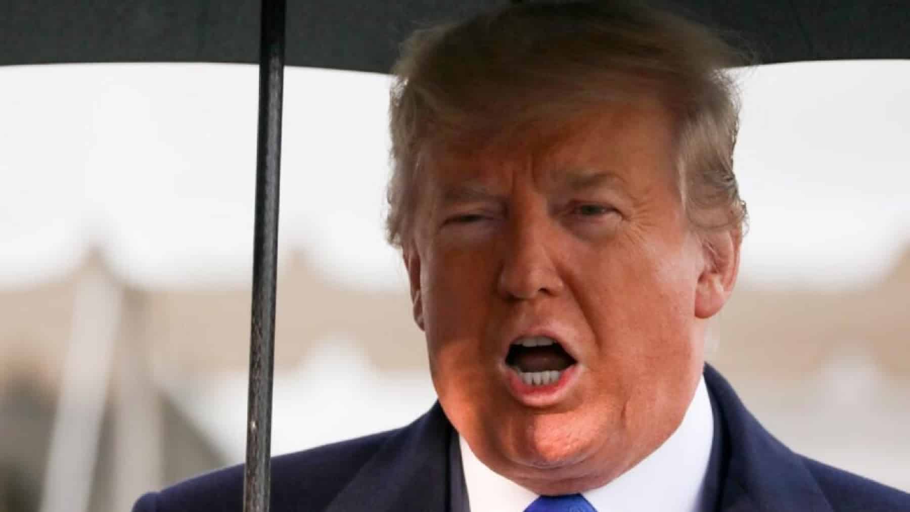 Con un arancel del 50% a productos de Brasil, Trump pide el regreso de Bolsonaro