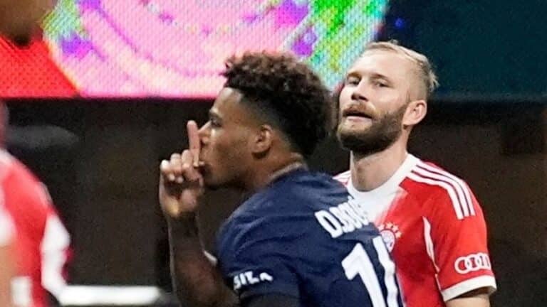 Con polémica en el final, PSG le ganó 2-0 al Bayern Múnich y es semifinalista del Mundial de Clubes 3 Con polémica en el final, PSG le ganó 2-0 al Bayern Múnich y es semifinalista del Mundial de Clubes