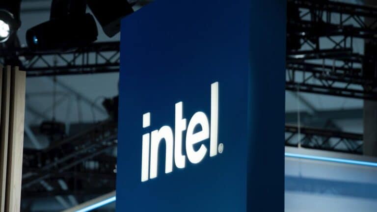 El gobierno de EE.UU evalúa adquirir una porción de Intel 9 El gobierno de EE.UU evalúa adquirir una porción de Intel