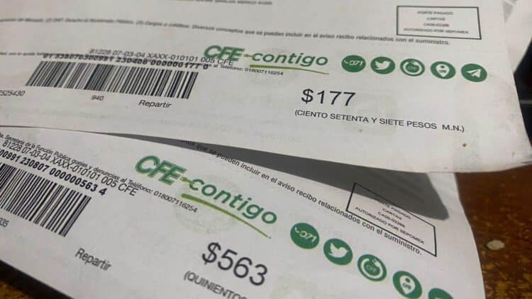 Pagar el adeudo con la CFE boleta