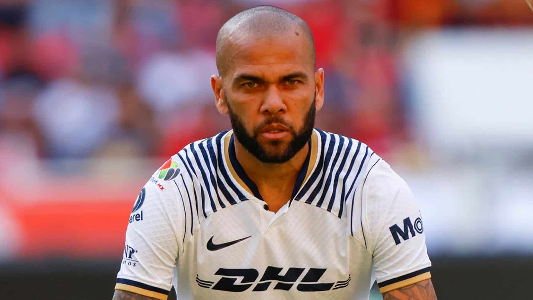 Fallo del tribunal deportivo a favor de Pumas, Dani Alves indemnizará al equipo
