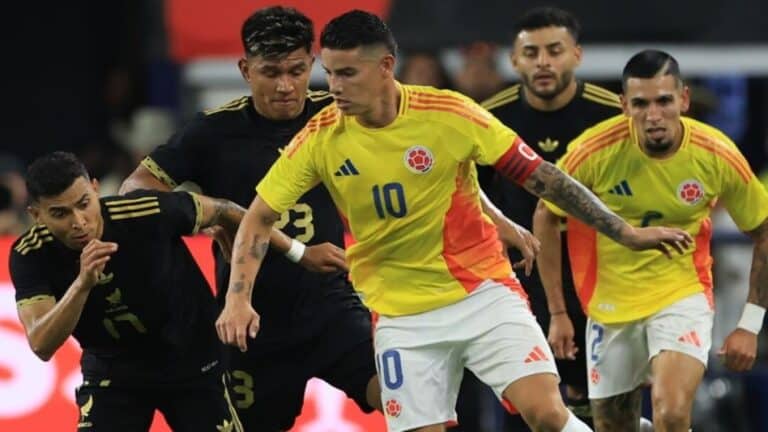 Amistoso internacional: la Selección de México perdió por 4 a 0 frente a Colombia 2 Amistoso internacional: la Selección de México perdió por 4 a 0 frente a Colombia