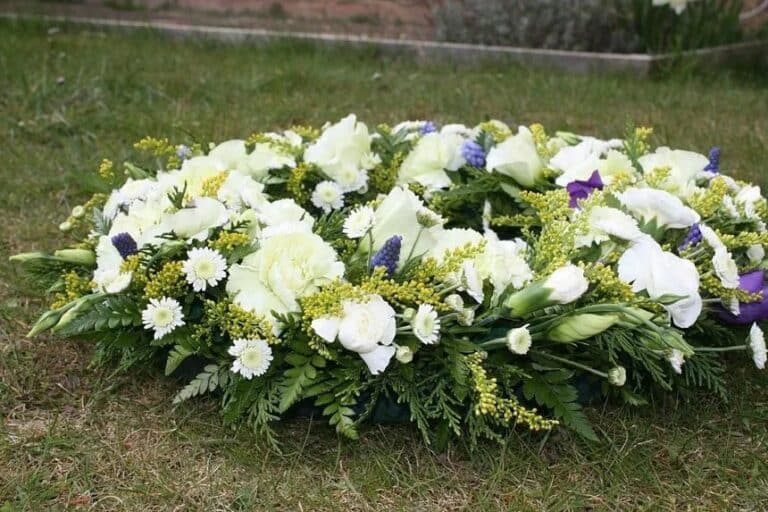 Coronas de flores en Madrid, ¿cuál es la mejor opción? 1 Coronas de flores en Madrid, ¿cuál es la mejor opción?