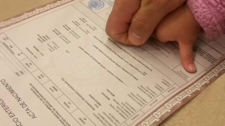 copia certificada del Acta de Nacimiento