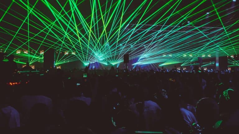 El Gobierno de la CDMX anunció «la fiesta electrónica más grande del mundo» para despedir el 2025 y recibir el 2026 5 El Gobierno de la CDMX anunció «la fiesta electrónica más grande del mundo» para despedir el 2025 y recibir el 2026