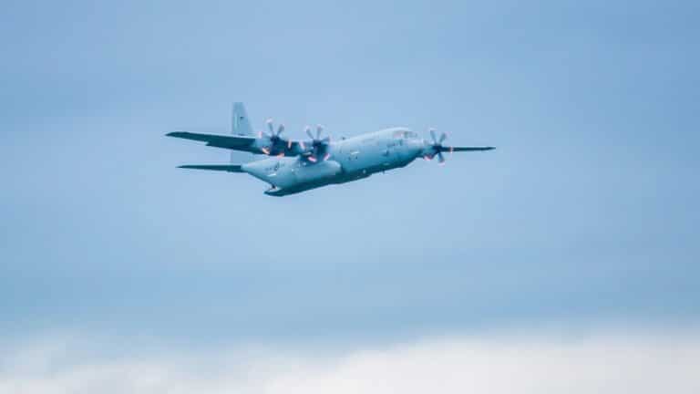 Sheinbaum descarta operaciones militares sobre México y aclara el aterrizaje de un avión Hércules de Estados Unidos 2 Sheinbaum descarta operaciones militares sobre México y aclara el aterrizaje de un avión Hércules de Estados Unidos
