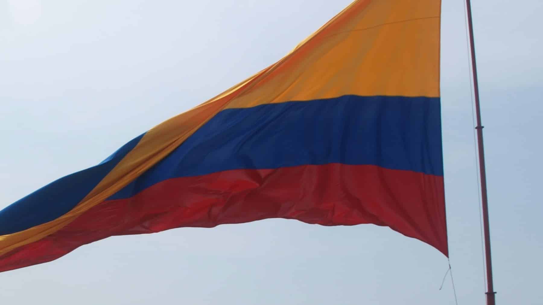 Colombia despliega sus fuerzas en la frontera con Venezuela y se activa ante posible llegada de refugiados