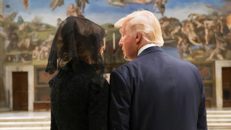 Melania Trump pide «unidad y protestas en paz» en Minnesota mientras reconfiguran el operativo migratorio del ICE 5 Melania Trump pide «unidad y protestas en paz» en Minnesota mientras reconfiguran el operativo migratorio del ICE