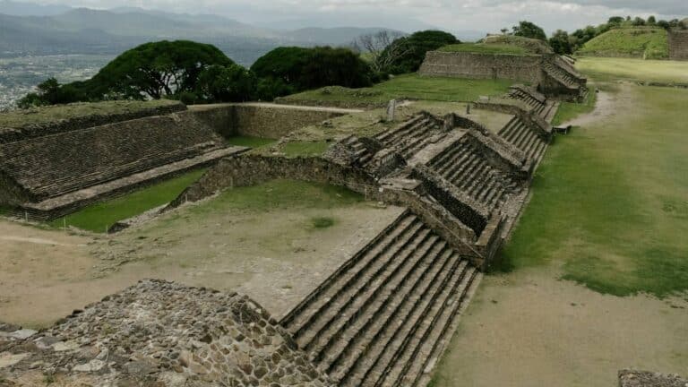 Rescatan la Tumba 10 zapoteca de Huitzo en Oaxaca: «El descubrimiento arqueológico más relevante de la última década» 9 Rescatan la Tumba 10 zapoteca de Huitzo en Oaxaca: «El descubrimiento arqueológico más relevante de la última década»