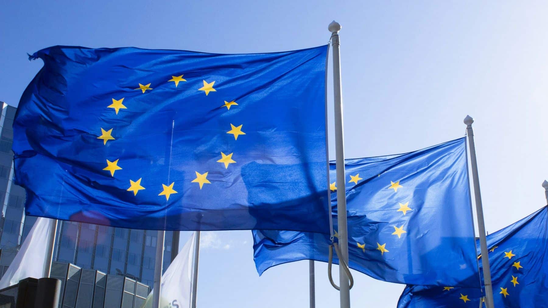 La UE aprueba préstamo de 90 000 millones de euros para Ucrania