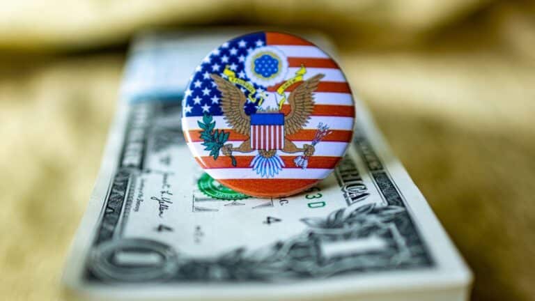 Donald Trump desafía a la Corte Suprema, sube los aranceles al 15% y califica el fallo como «ridículo y mal redactado» 9 Donald Trump desafía a la Corte Suprema, sube los aranceles al 15% y califica el fallo como «ridículo y mal redactado»